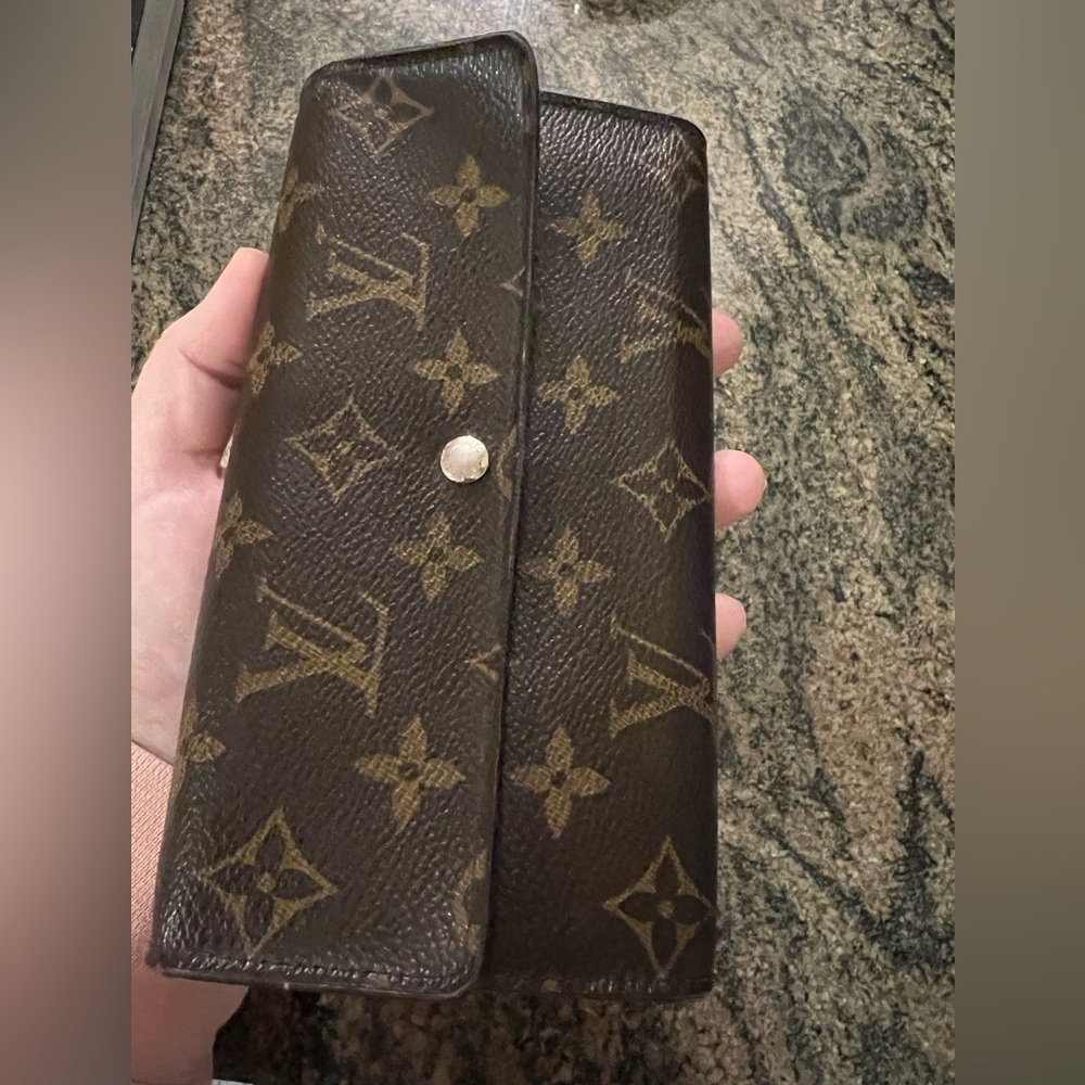 FINAL Price Drop! Louis Vuitton Checkbook Wallet